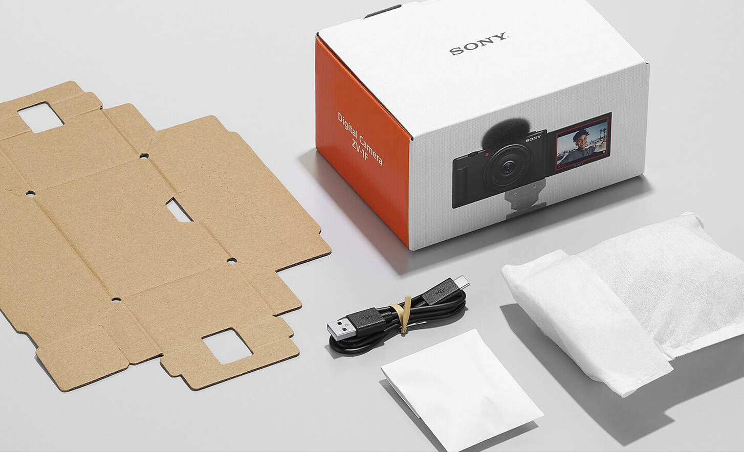 Изображение на кутията и опаковката на ZV-1F