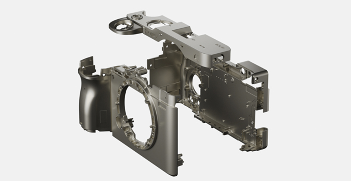 Илюстрация, показваща разглобен изглед на частите на рамка от магнезиева сплав